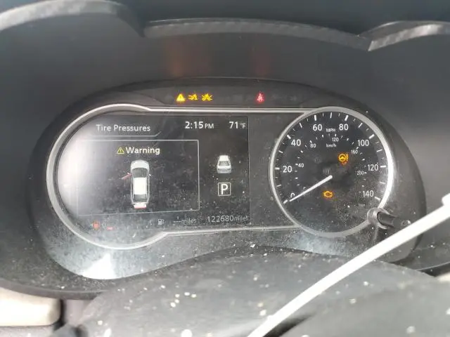 2020 NISSAN VERSA SV  