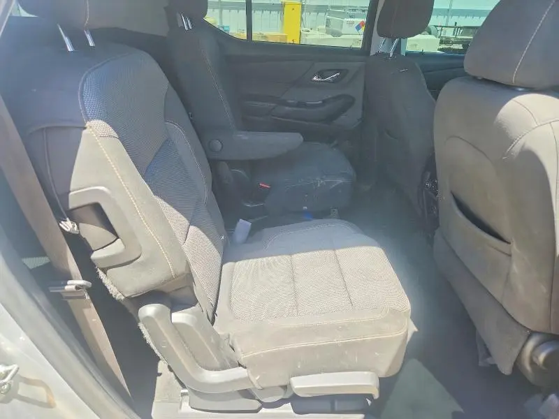 2020 CHEVROLET TRAVERSE LT  