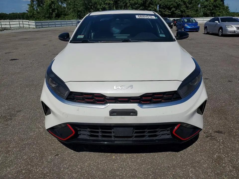 2023 KIA FORTE GT LINE  