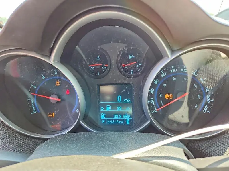 2012 CHEVROLET CRUZE LT  