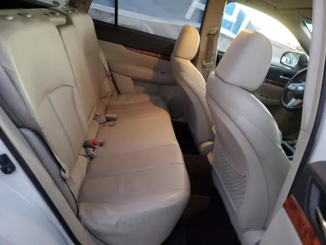 2011 SUBARU OUTBACK 2.5I LIMITED  