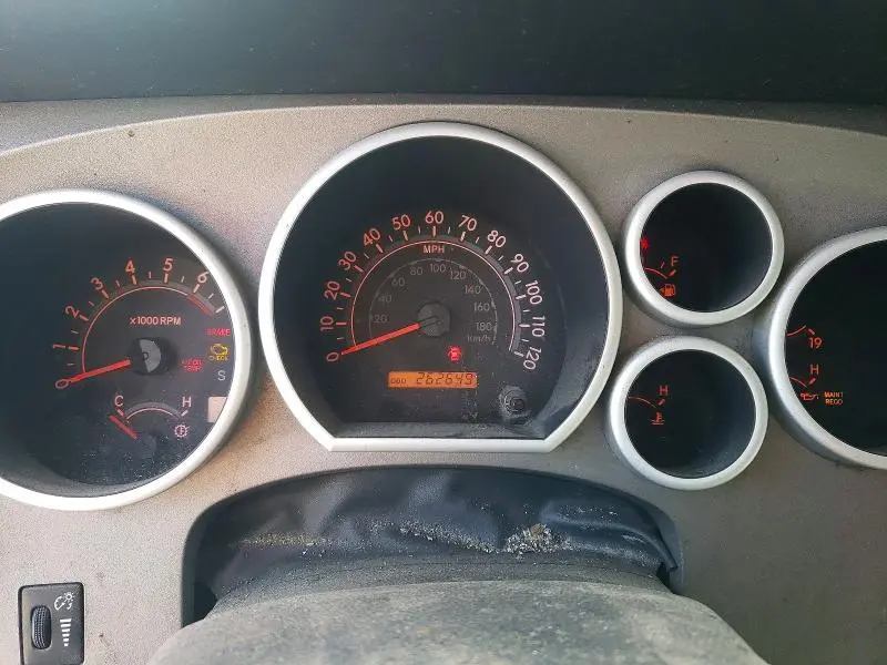 2011 TOYOTA TUNDRA GRADE  