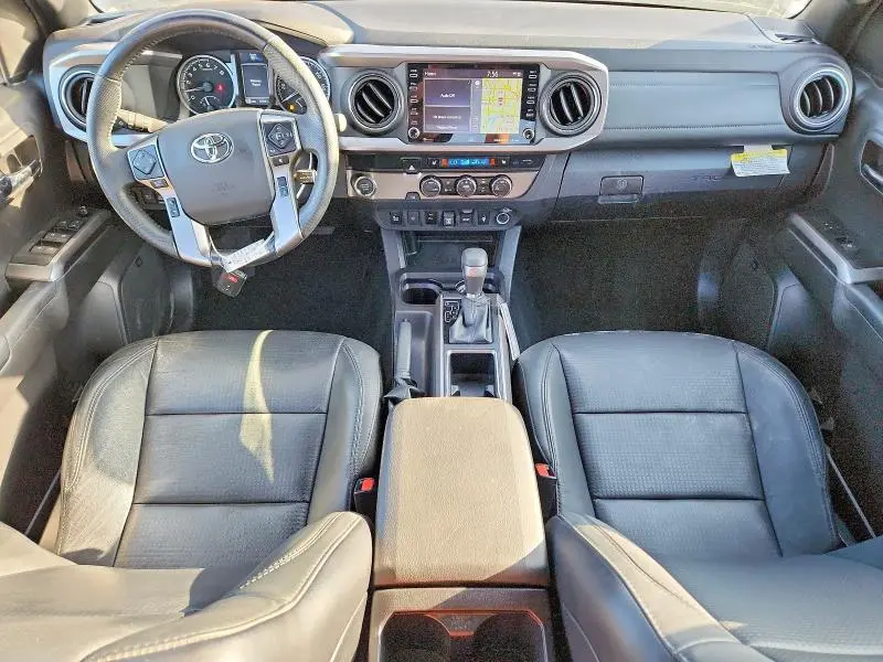 2022 TOYOTA TACOMA LIMITED  