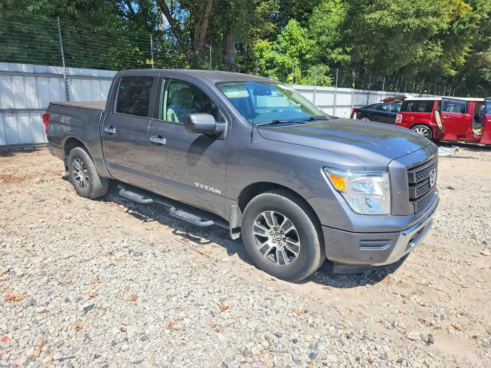 2021 NISSAN TITAN SV  