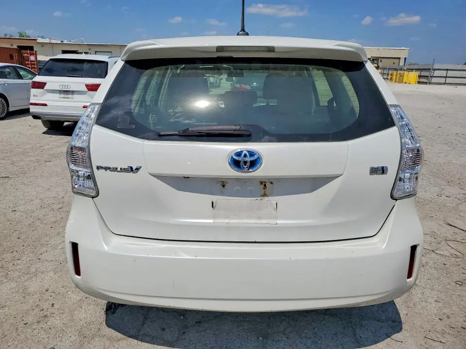 2013 TOYOTA PRIUS V THREE  