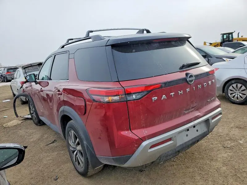 2022 NISSAN PATHFINDER SL  
