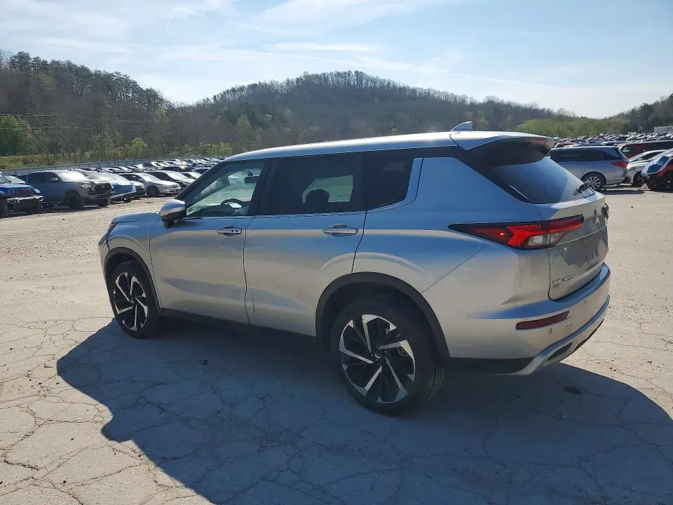 2023 MITSUBISHI OUTLANDER   