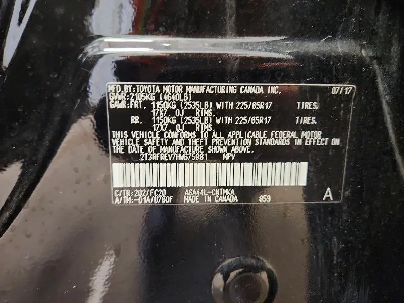 2017 TOYOTA RAV4 XLE  
