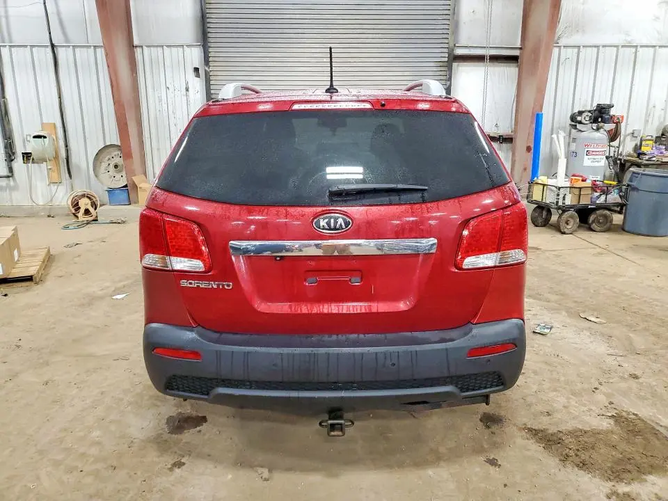2011 KIA SORENTO LX  