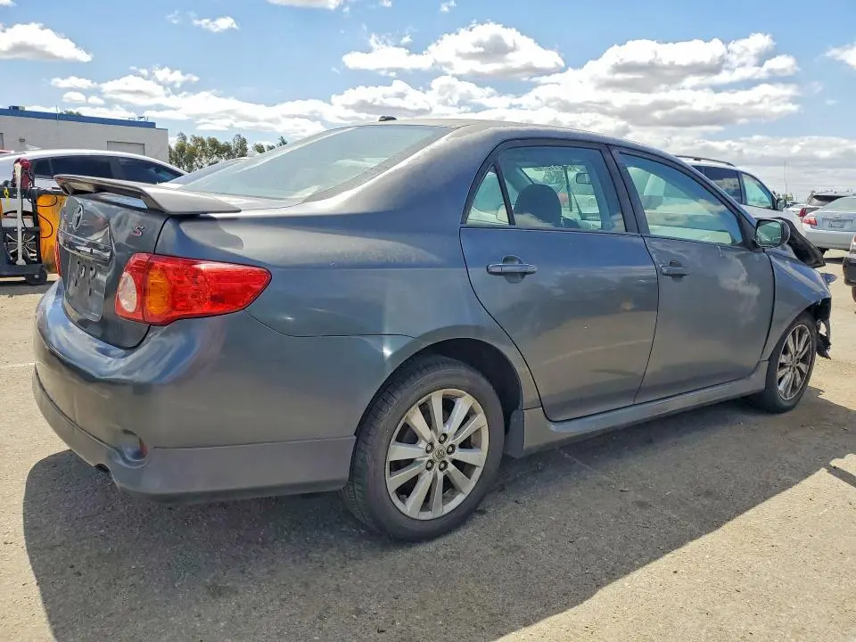 2010 TOYOTA COROLLA S  
