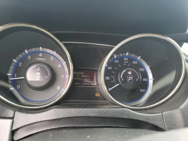 2012 HYUNDAI SONATA SE  