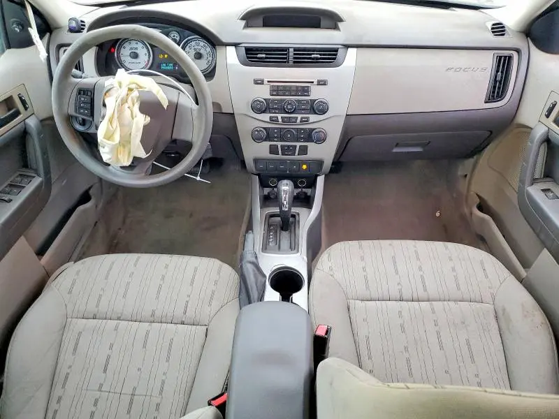 2011 FORD FOCUS SE  