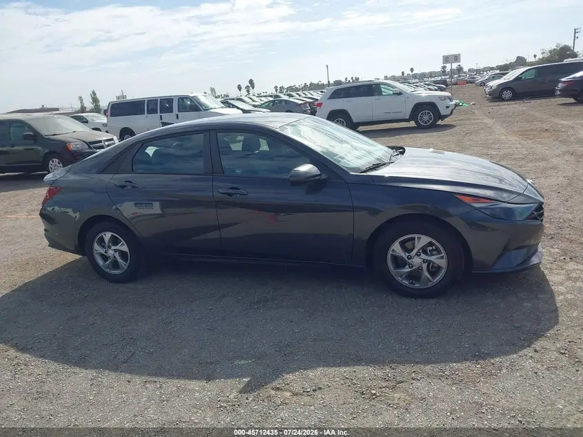 2021 HYUNDAI ELANTRA SE