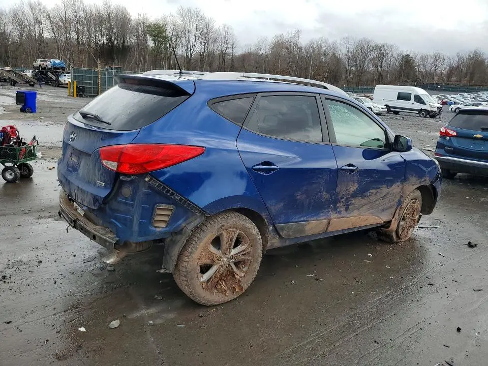 2014 HYUNDAI TUCSON SE  