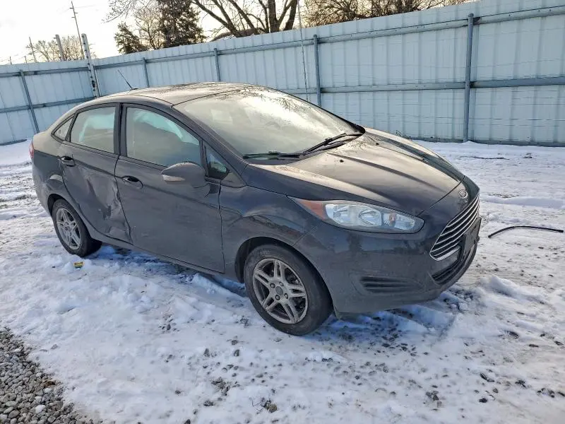 2018 FORD FIESTA SE  