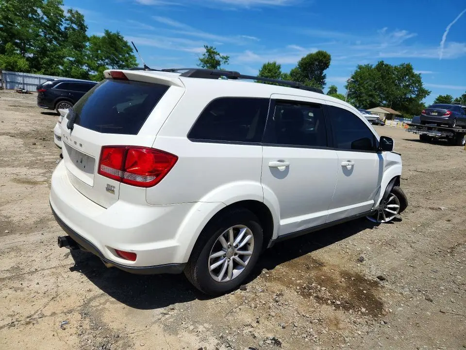2015 DODGE JOURNEY SXT  