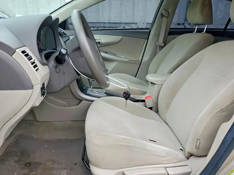 2010 TOYOTA COROLLA LE  