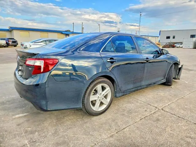 2013 TOYOTA CAMRY SE  