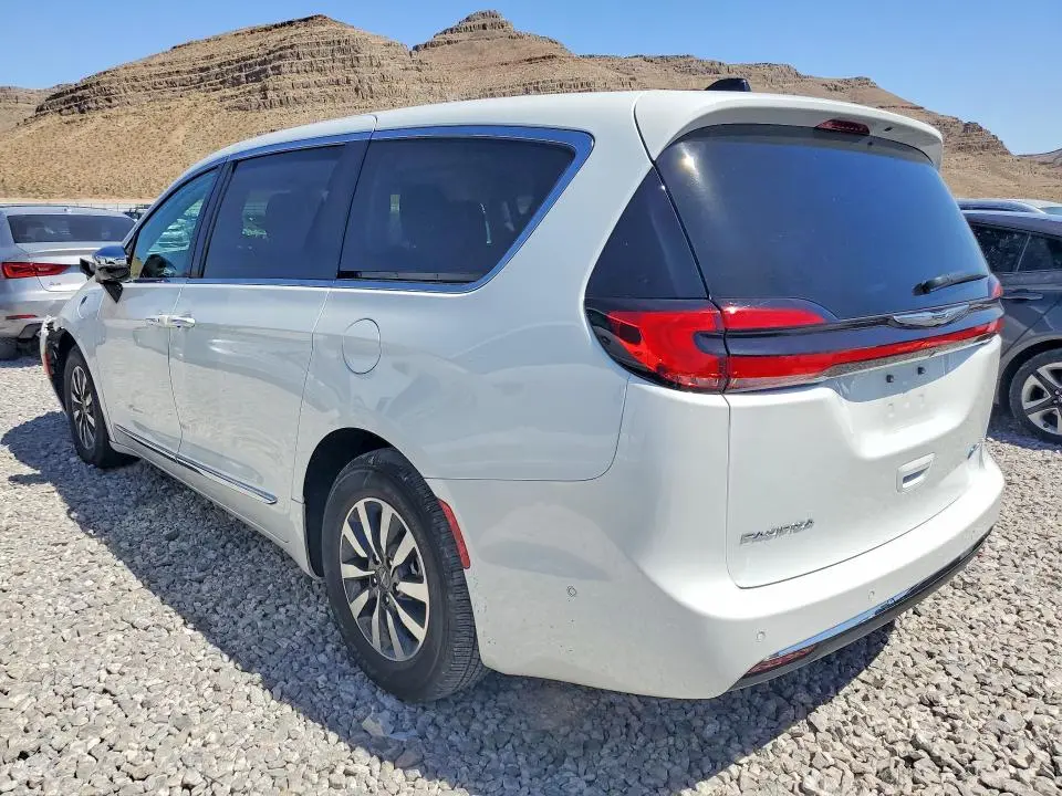 2023 CHRYSLER PACIFICA HYBRID PINNACLE  