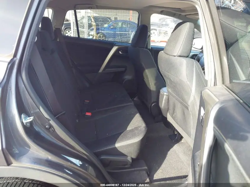 2014 TOYOTA RAV4 XLE