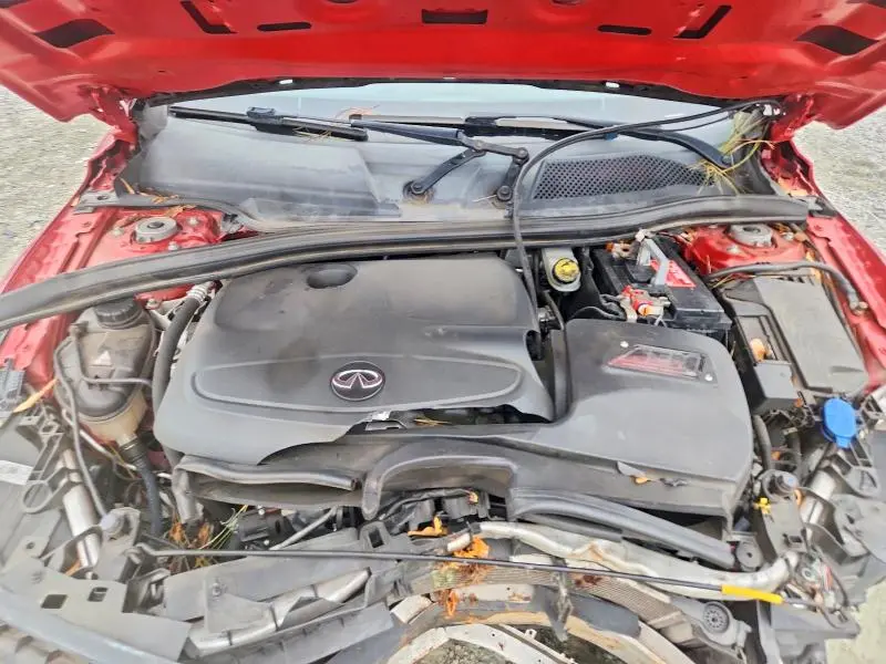 2017 INFINITI QX30 BASE  