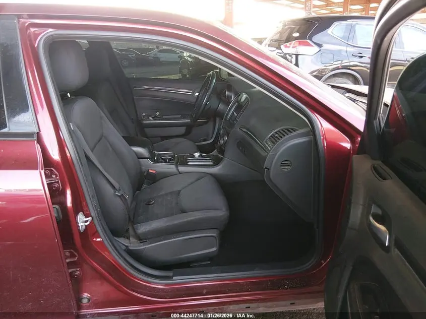 2019 CHRYSLER 300 TOURING