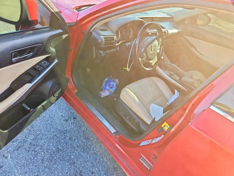 2016 LEXUS IS 300  
