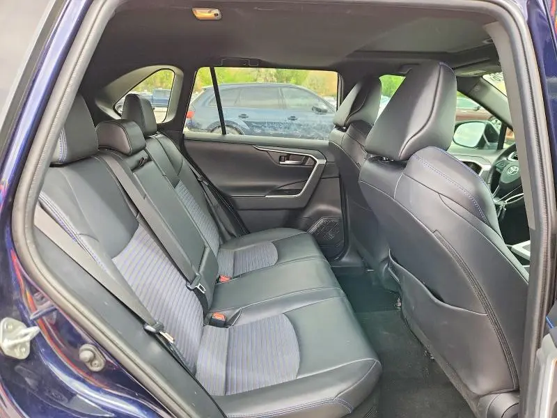 2020 TOYOTA RAV4 XSE  