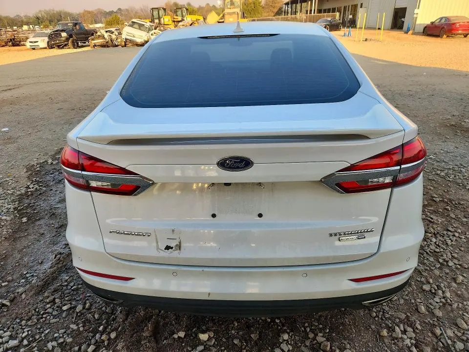 2020 FORD FUSION TITANIUM  