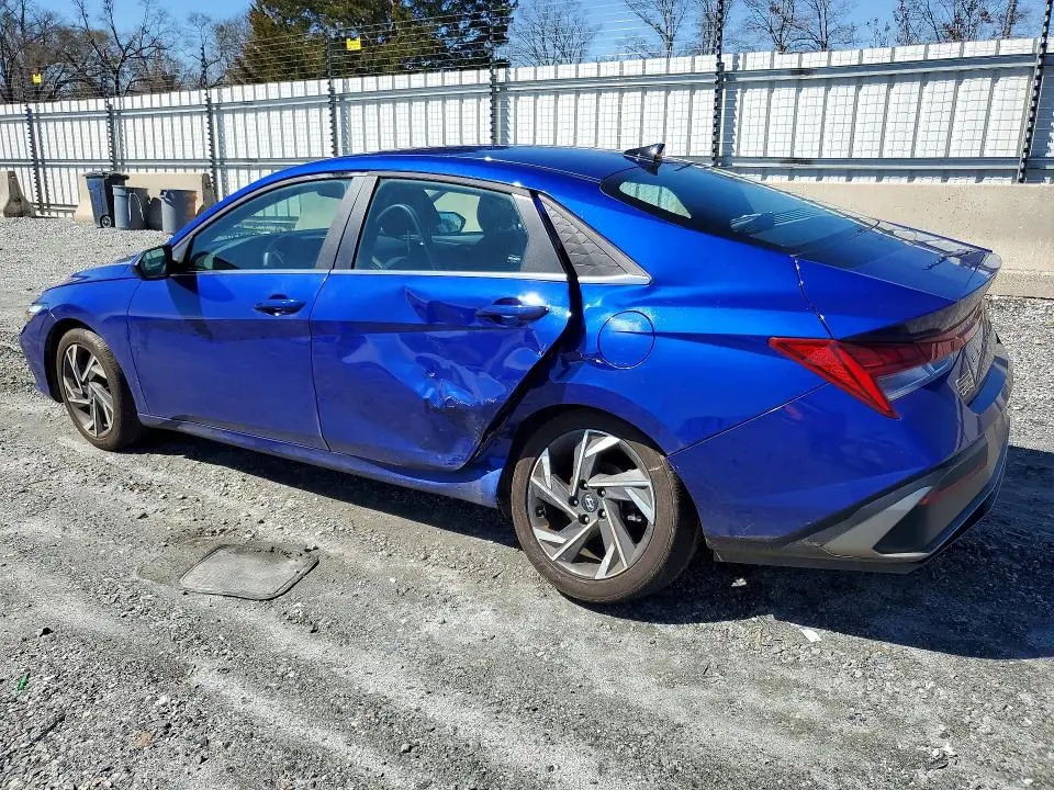 2025 HYUNDAI ELANTRA SEL CONVENIENCE  