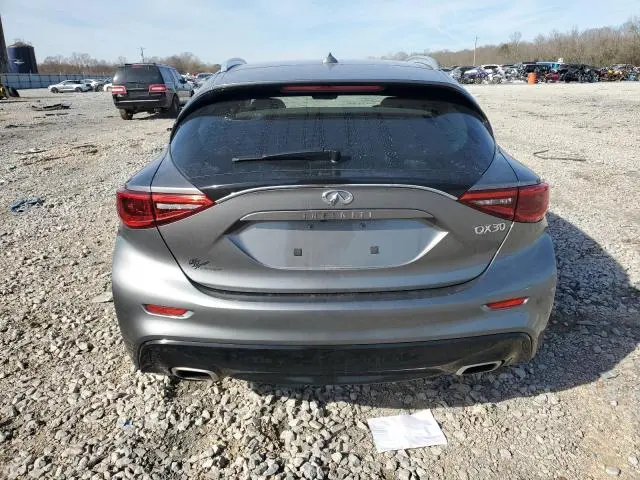 2017 INFINITI QX30 BASE  