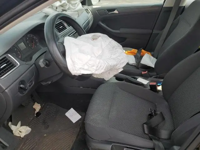 2011 VOLKSWAGEN JETTA BASE  