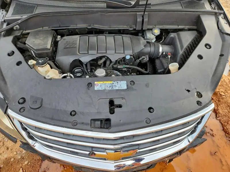 2016 CHEVROLET TRAVERSE LT  