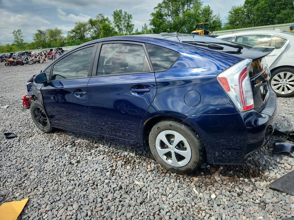 2013 TOYOTA PRIUS THREE  