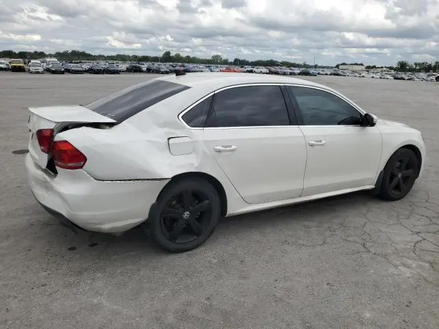 2015 VOLKSWAGEN PASSAT S  