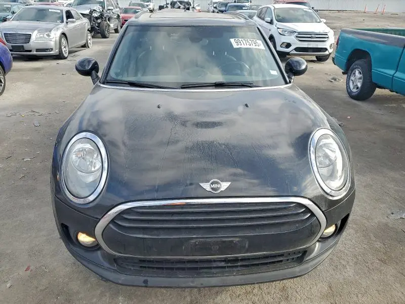 2017 MINI COOPER CLUBMAN  