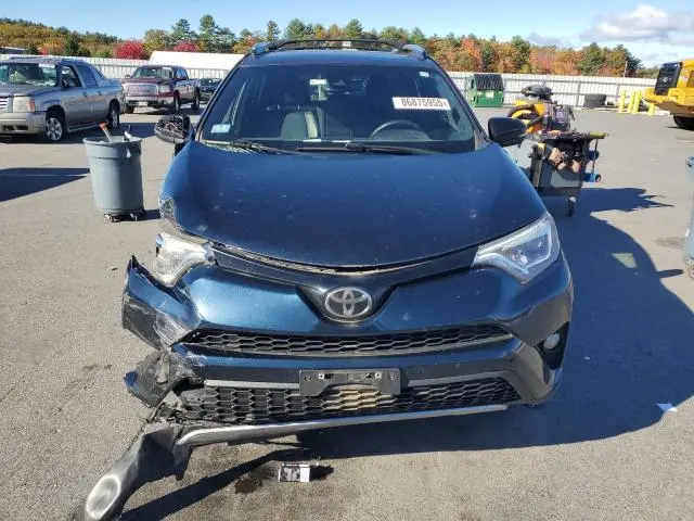 2018 TOYOTA RAV4 SE  