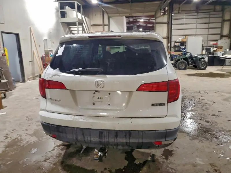 2016 HONDA PILOT EXLN  