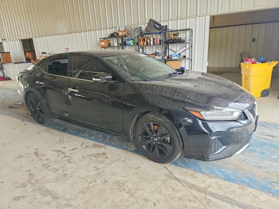 2020 NISSAN MAXIMA SV  
