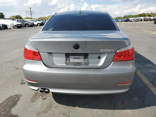 2010 BMW 528 I  