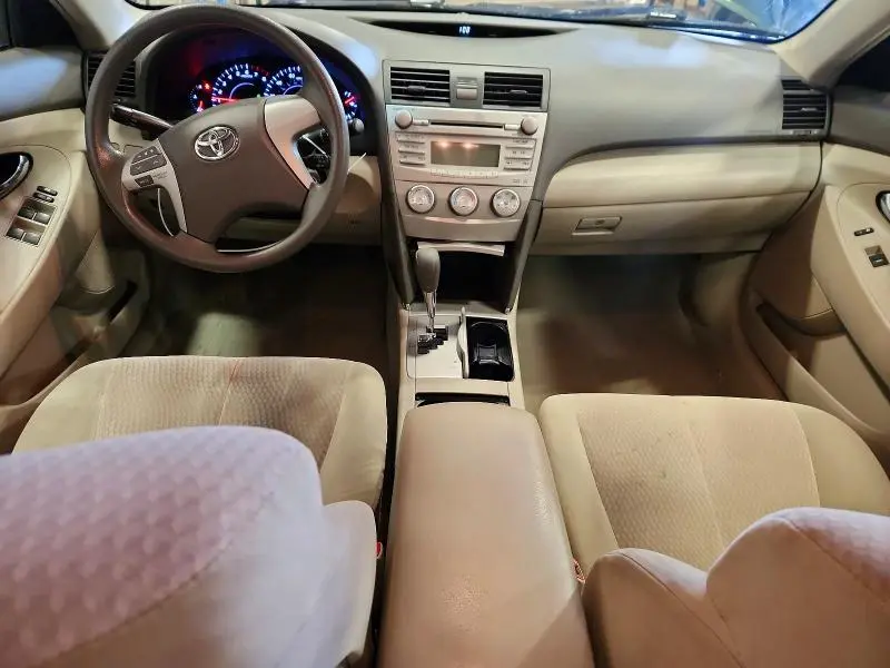 2011 TOYOTA CAMRY LE  
