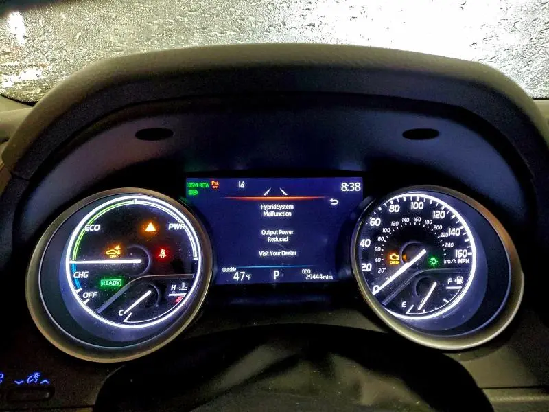 2022 TOYOTA CAMRY XLE  