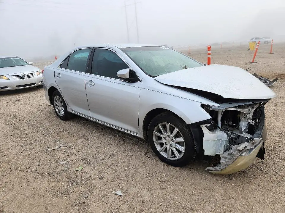 2012 TOYOTA CAMRY LE  