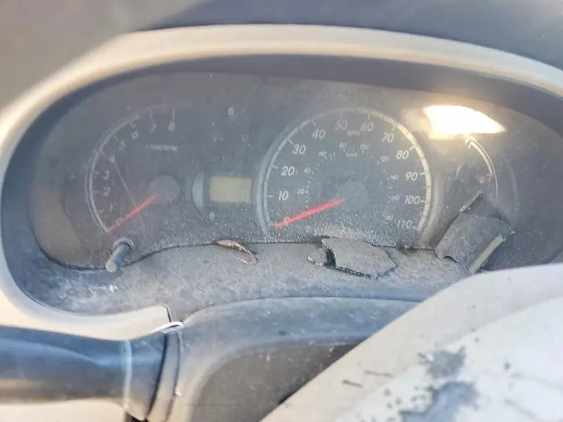 2011 TOYOTA SIENNA LE  