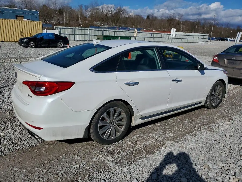 2016 HYUNDAI SONATA SPORT  