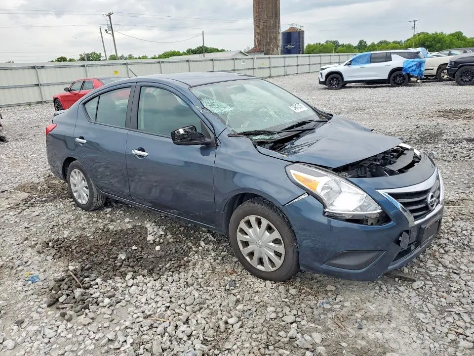 2016 NISSAN VERSA 1.6 SV  