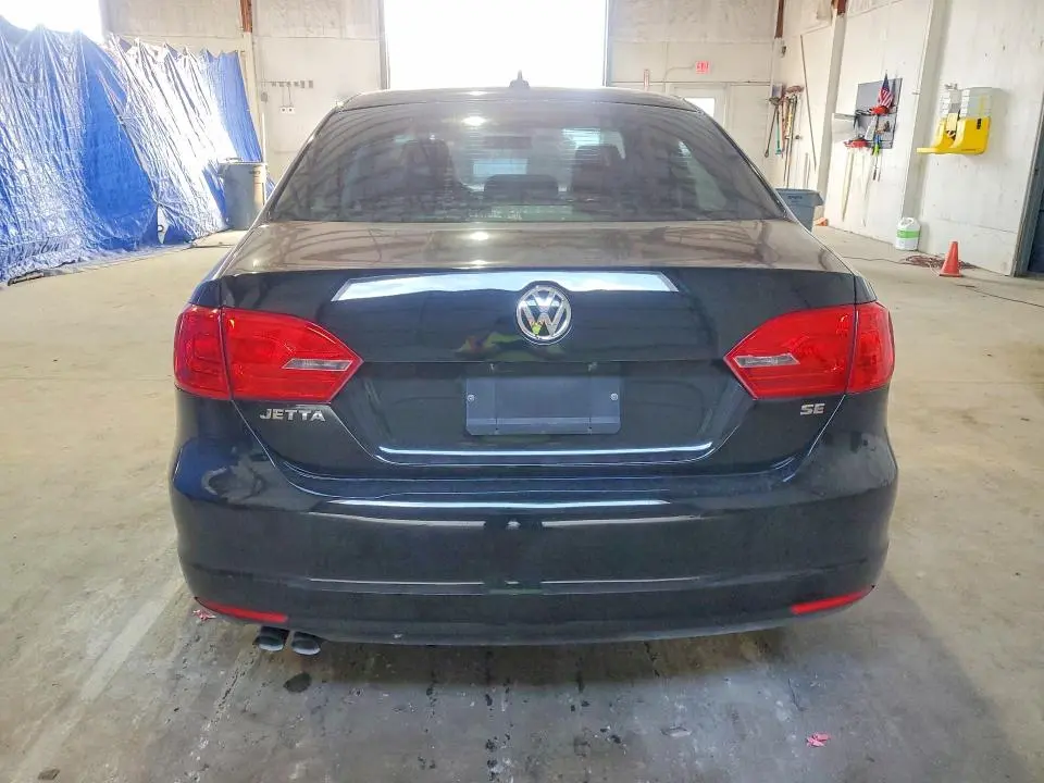 2014 VOLKSWAGEN JETTA SE  
