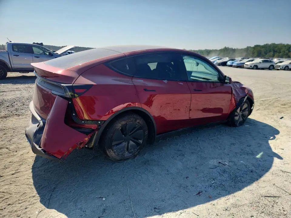 2026 TESLA MODEL Y   