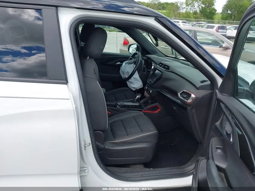 2022 CHEVROLET TRAILBLAZER AWD RS