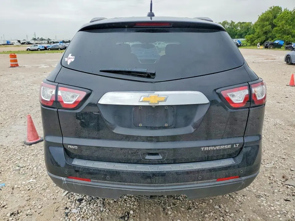 2016 CHEVROLET TRAVERSE LT  